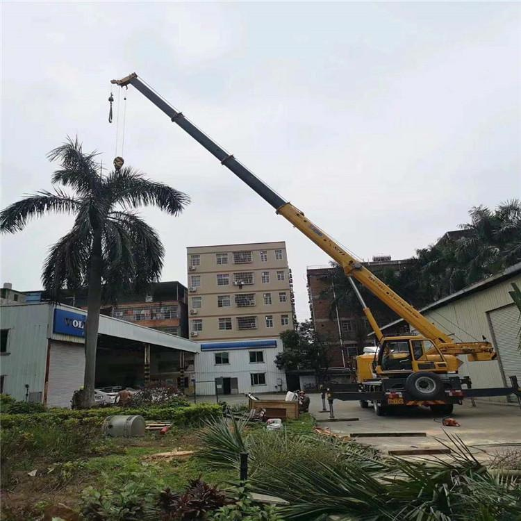 黄平12吨吊车出租一天的收费标准是什么