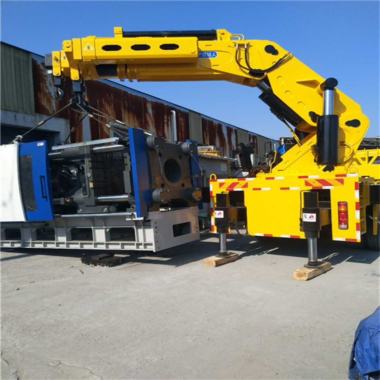 黄平 大吨位折臂吊出租费用解析：一小时租赁多少钱