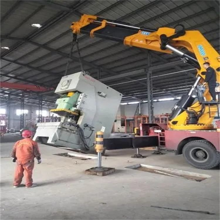 黄平80吨折臂吊车出租附近电话